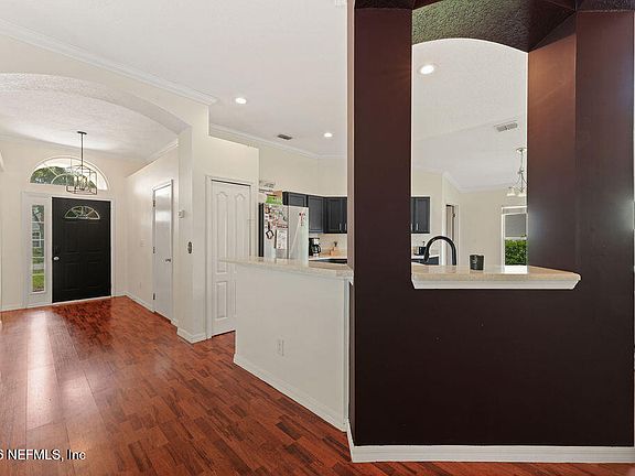 4th image of 12851 WINTHROP COVE Drive