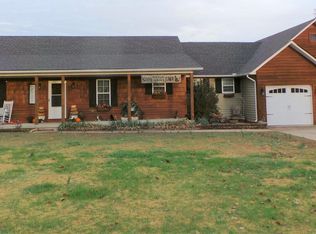 1018 S Sugar Maple Ln, Carthage, MO 64836