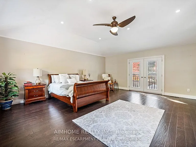 1300 Braeside Dr — Photo 20