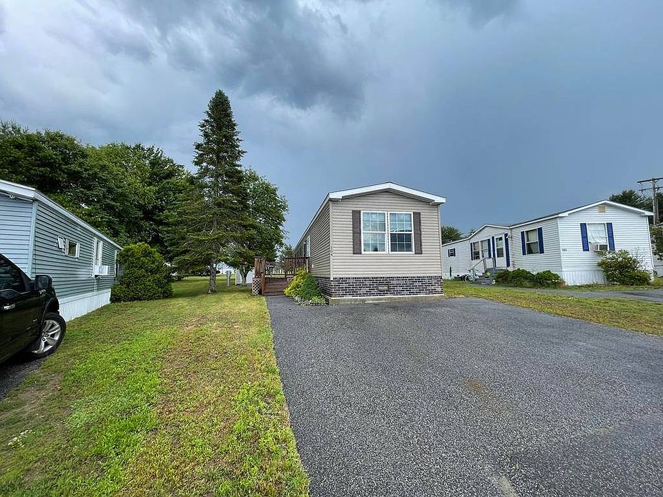 2nd image of 164 Wickham Way