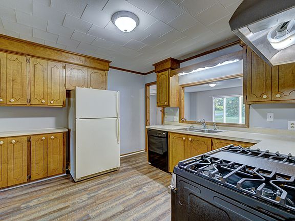 5th image of 909 Requa Rd
