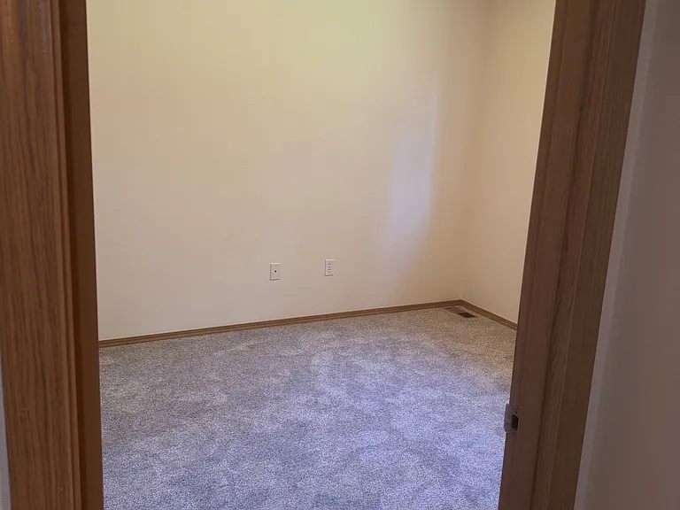 9611 161st St E #J — Photo 36