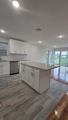 465 Hawthorne Ave #1 Photo 1 465 Hawthorne Ave #1 Photo 1