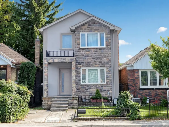 676 Vaughan Rd, Toronto, ON M6E 2Y6