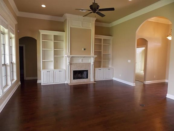2nd image of 1228 Chiswick High Dr