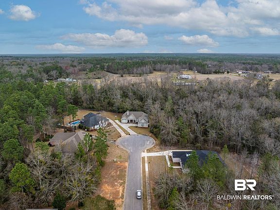 2nd image of 515 Cate Ct