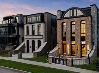 1218 SW 8th Ave SE, Calgary, AB T2G0M7