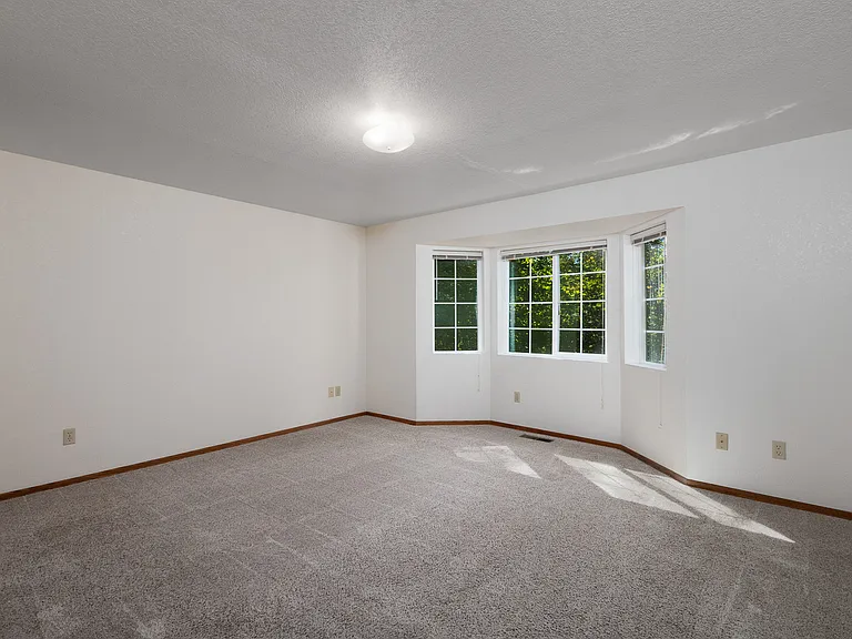 12525 Nyanza Rd SW — Photo 15