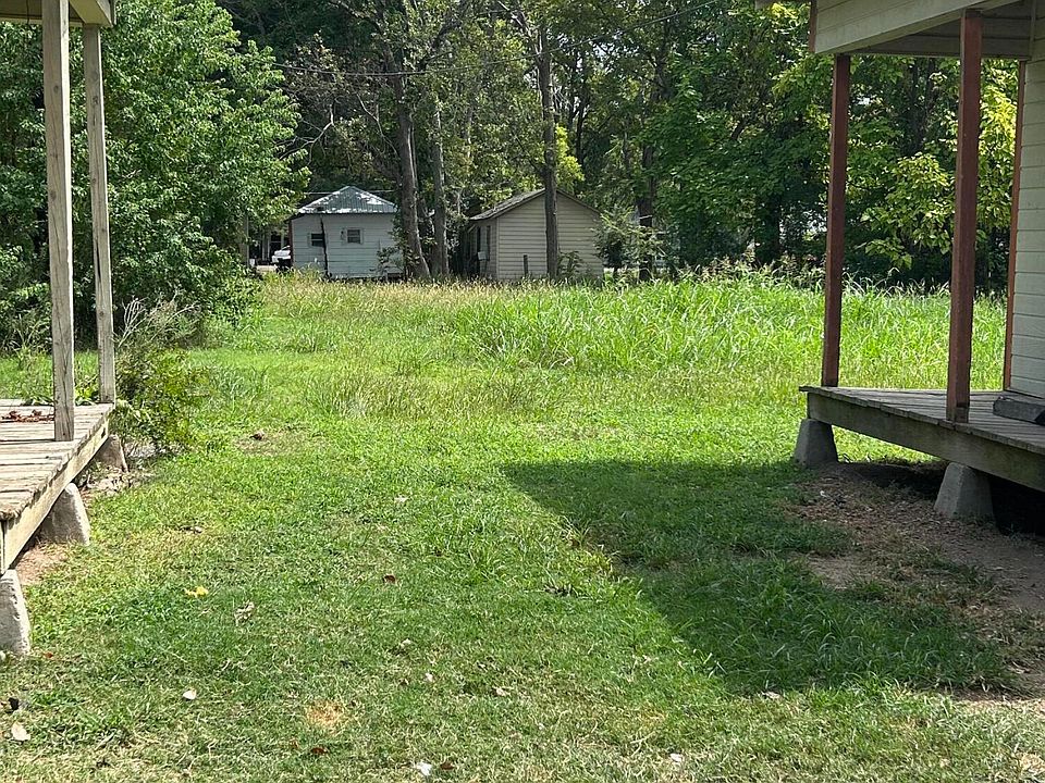 McClure Aly, Greenwood, MS 38930 Zillow