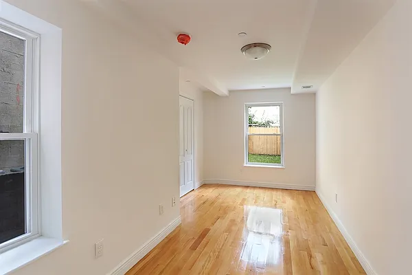 Rented by RES New York | media 17