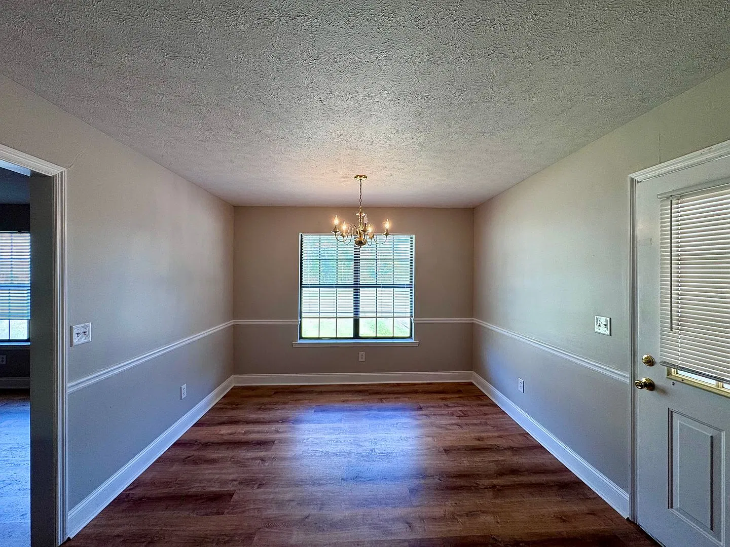 Old Summerville Road Duplexes — Photo 3