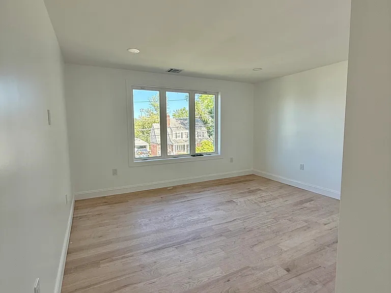 71 Spring St #2 — Photo 13