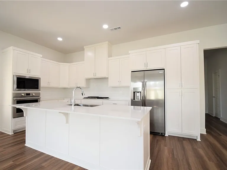 6306 SW Luna Ln — Photo 3