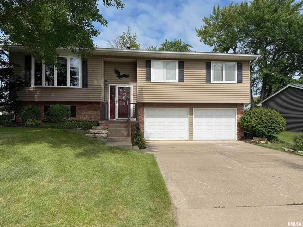 2957 9 1/2 St, East Moline, IL 61244