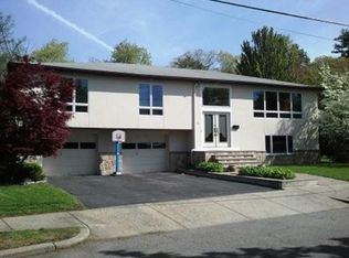 60 Nardell Rd, Newton, MA 02459