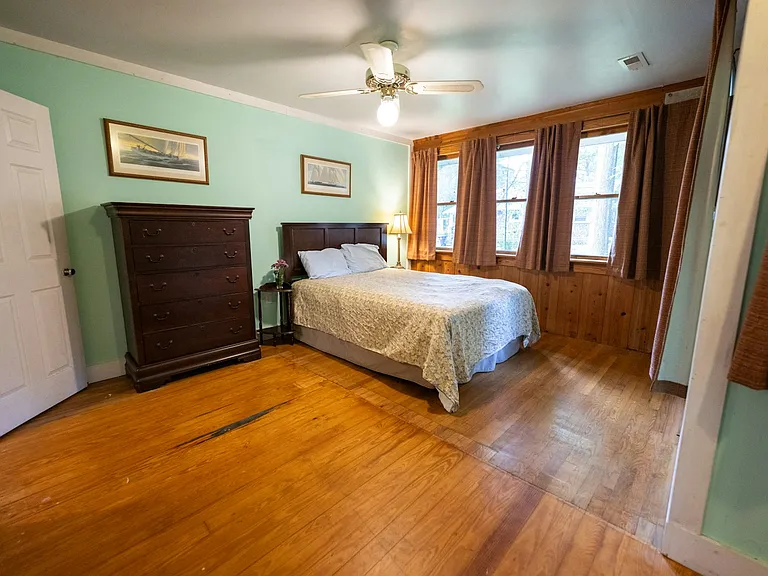 809 Montreat Rd — Photo 43