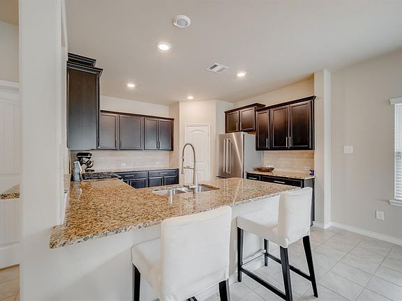 4th image of 10317 Cotulla Pl