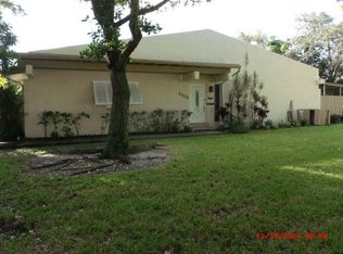 2402 N 37th Ave, Hollywood, FL 33021