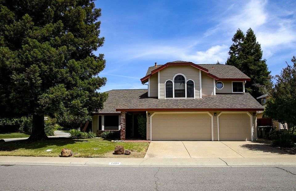 1st image of 7494 Saginaw Way