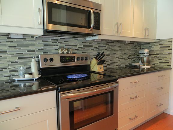 Lots of kitchen storage