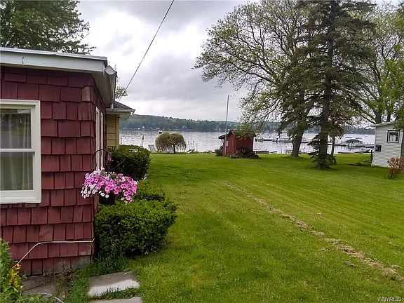 3rd image of 6681 Lakeshore Dr