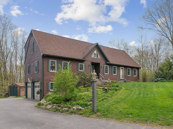 14 Stonebrook Road, Windham, ME 04062