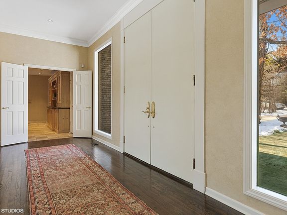2nd image of 789 Bronson Ln