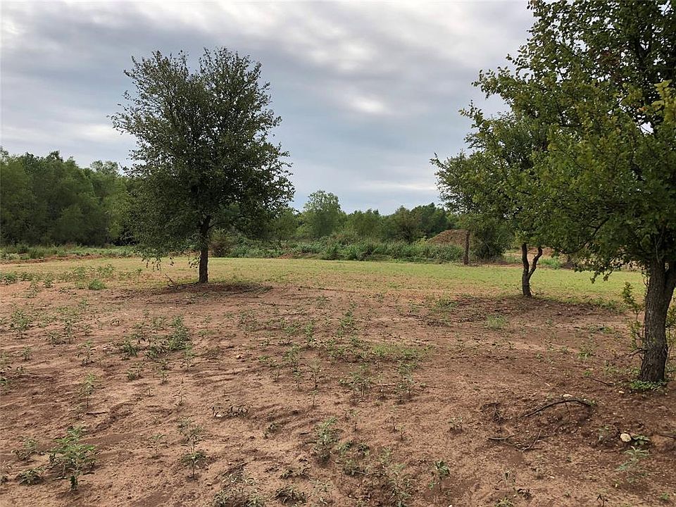1st image of 220 County Road 1175