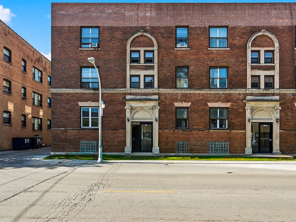1st image of 959 E 61st St #1