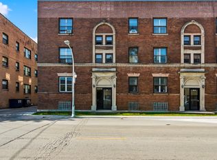959 E 61st St #1, Chicago, IL 60637