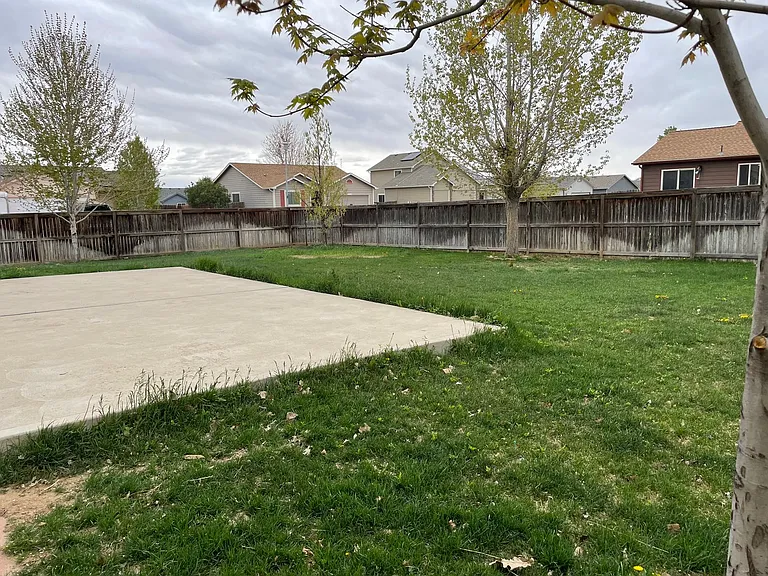 494 S Tamera Ave — Photo 2