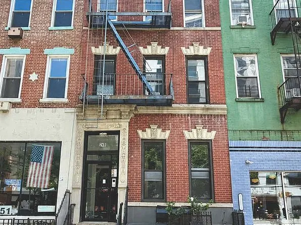 249 E Houston St, New York, NY 10002
