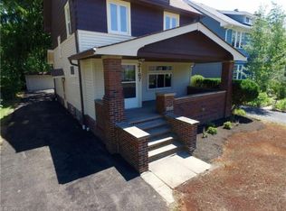 2167 Cranston Rd, University Heights, OH 44118