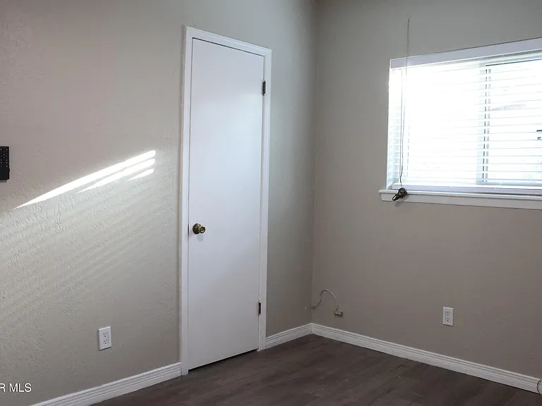 6704 La Cadena Dr — Photo 29