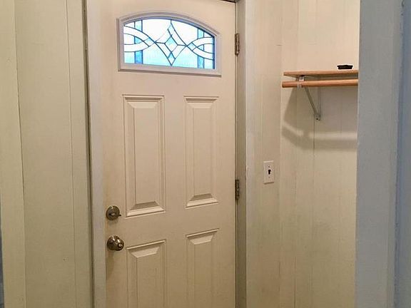 2nd image of 1008 Forest Ave #A
