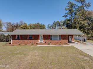 204 Cornwallis Rd, Riegelwood, NC 28456