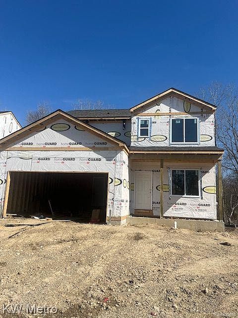 1st image of 548 Lake Village Ave