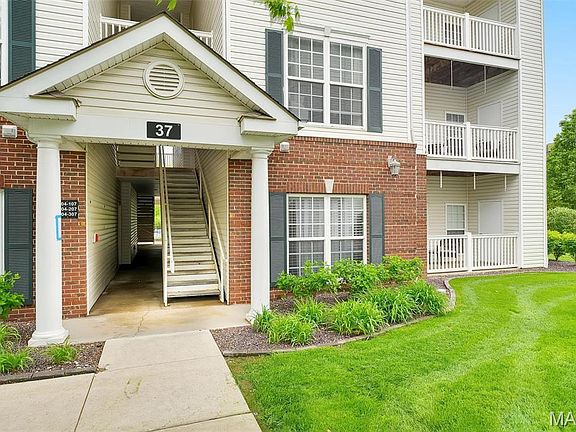 2nd image of 37 Kassebaum Ln APT 205