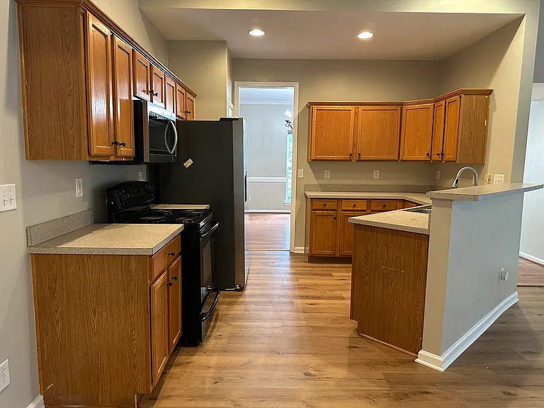 2108 Lord Proprietor Ln — Photo 12