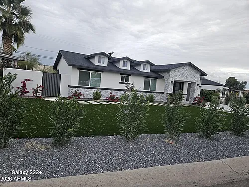 2817 N 71st Pl Photo 1