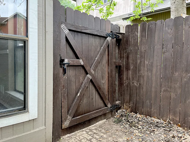 2100 Waterway Bnd — Photo 33