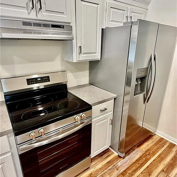 211 Dartmouth St — Photo 8