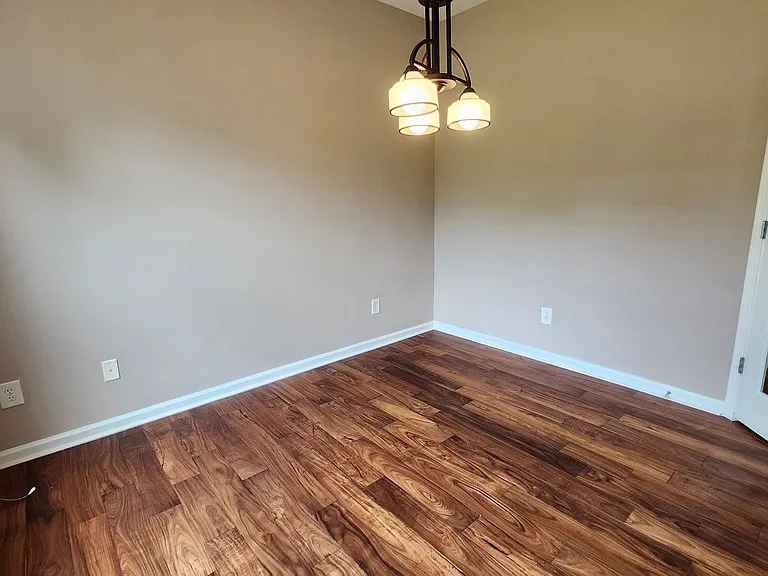 212 Revillion Way — Photo 6