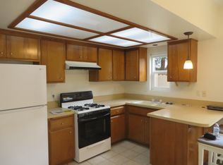 901 Belmont Ave #E, Long Beach, CA 90804