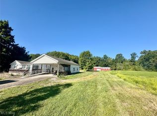 3595 McClintocksburg Rd, Diamond, OH 44412