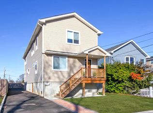 63 1st Ave, East Rockaway, NY 11518