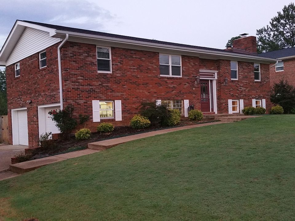 1st image of 8135 Holly Crest Dr