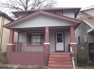 37 E Charlotte St, Ecorse, MI 48229