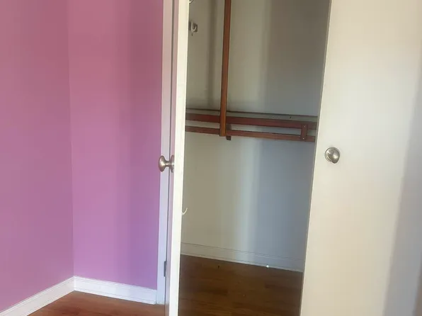 22-71 33rd Street image 8 of 10