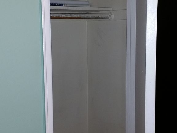 5th image of 3214 35th Ave #1